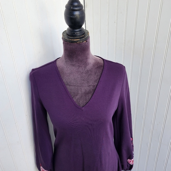 Ann Taylor Shift Dress Purple Floral Embroidered Sleeve V Neck Casual Stretch S - Picture 3 of 15